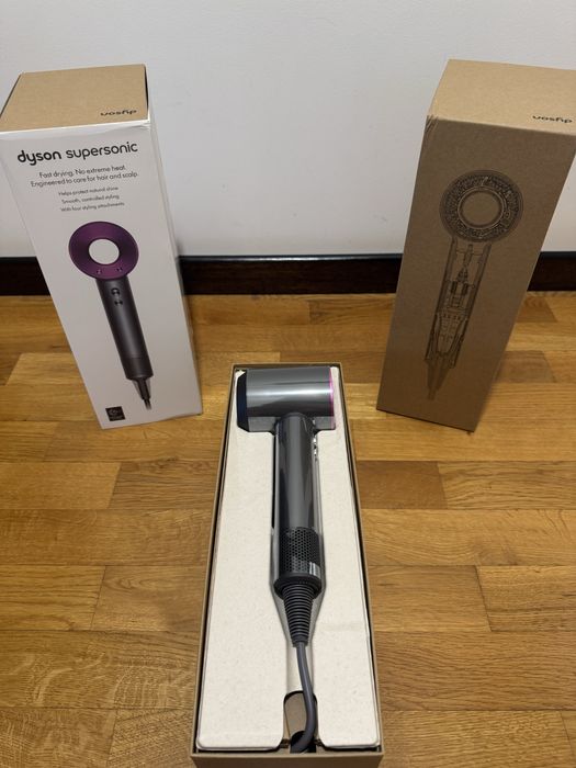 Uscator de par Dyson hd15 1600w