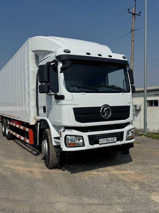 SHACMAN L3000 с колесной формулой 4х2