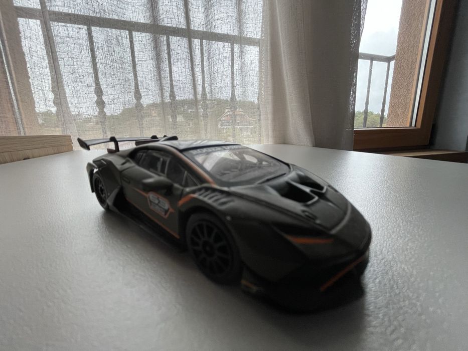 коликционерска количка lamborghini Roger Dubuis
