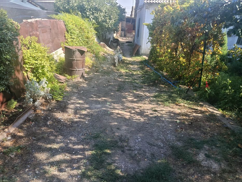 Продам дом  в городе с участком 7 соток