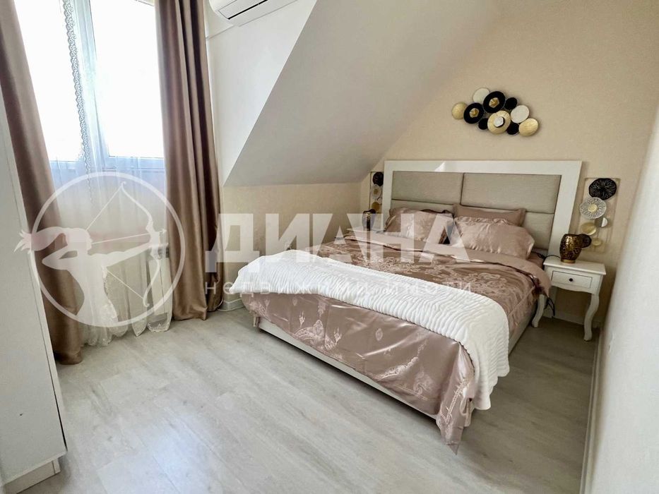 Продава се Тристаен апартамент в Пловдив, Център - 120 кв.м за 2709 €/кв.м - Снимка #7