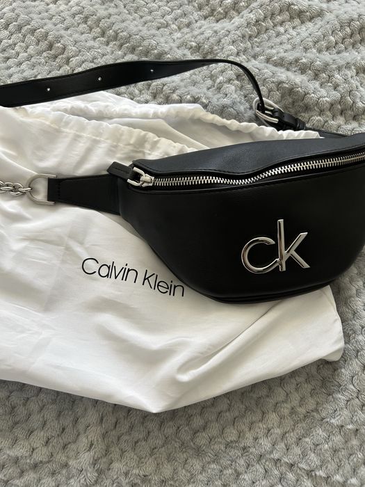 Дамска чанта Calvin Klein