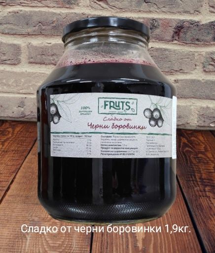 Сладко от зелени смокини и дриги