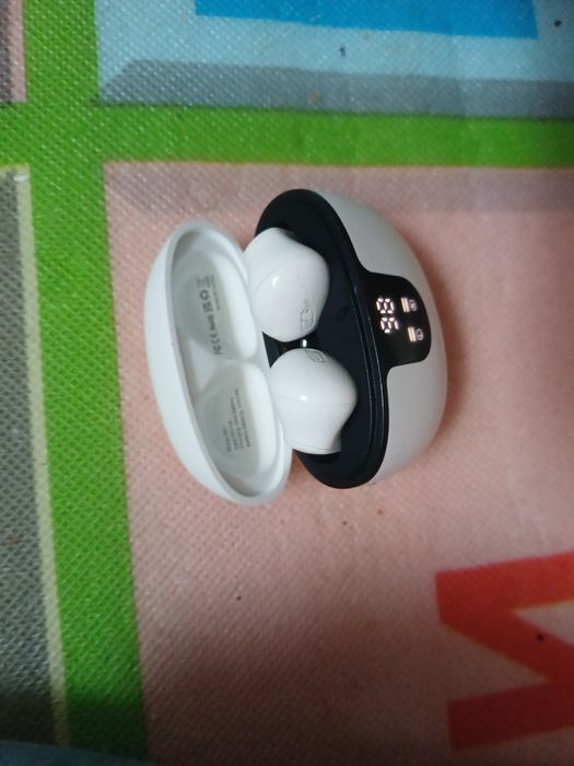 Продаю Наушники XTREON S61 белый