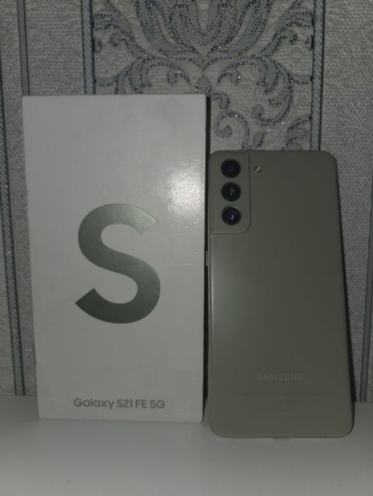 Samsung S 21Fe 256гб сатылады.