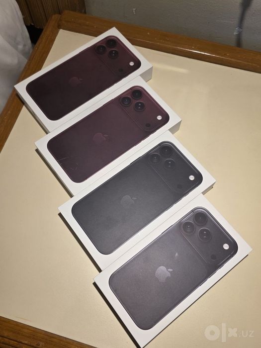 Iphone 18 pro max 256 burgandy, black sim+esim