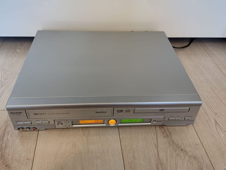 Video combo Sharp DV NC65S