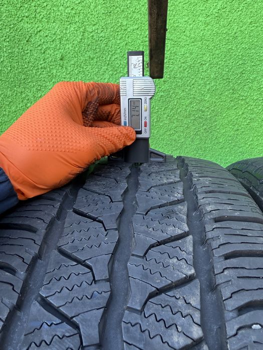 225/55/17C M+S CONTINENTAL VanContactWinter DOT 2023/2024 Profil 7mm