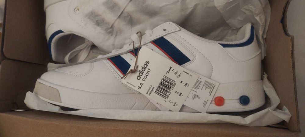 Adidas originals естествена кожа