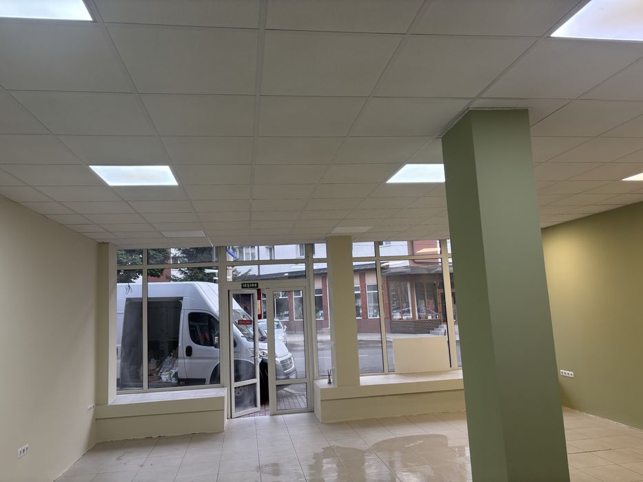 Spațiu comercial 60 mp de închiriat sau vânzare – centru Vișeu de Sus