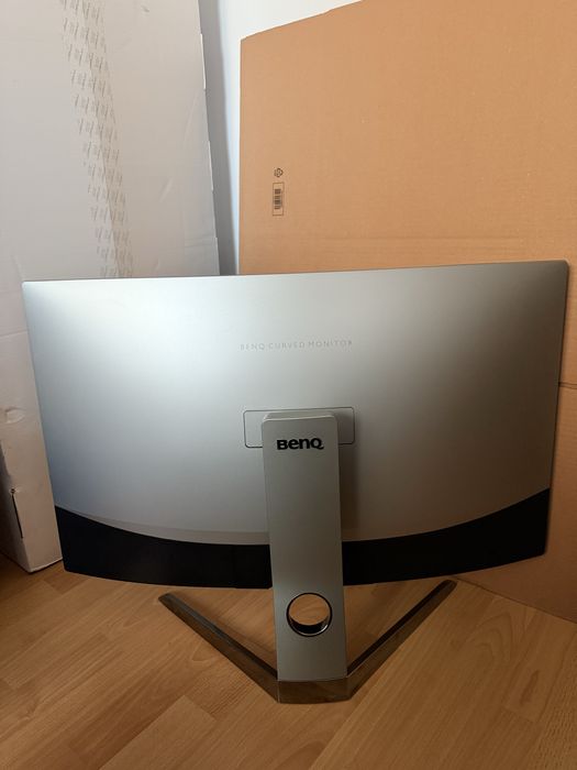 Gaming monitor curbat 32” 3440x1440 144hz