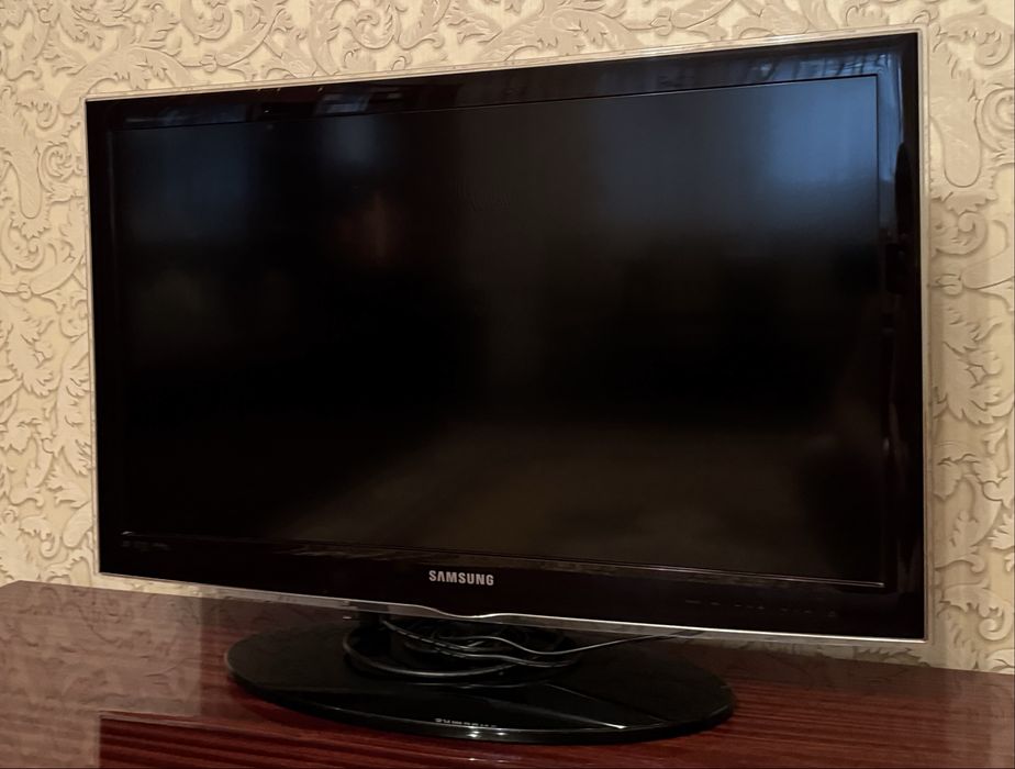 Телевизор Samsung UA32C4000P