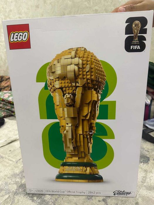 LEGO FIFA World Cup Trophy. Original. Amazondan kegan