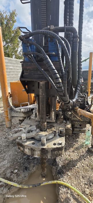 Сондажна машина за вода