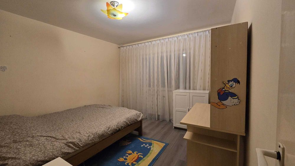 Iasi, Apartament 3 camere Nicolina Cug, Biserica Catolică