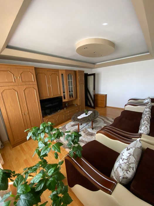 Închiriez apartament 2 camere decomandat – Zona Orizont, BACAU