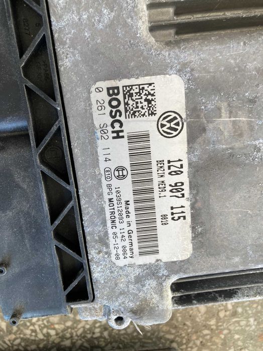 Компютър еку ecu електронен блок двигател Октавия 2.0тфси 200кс BWA