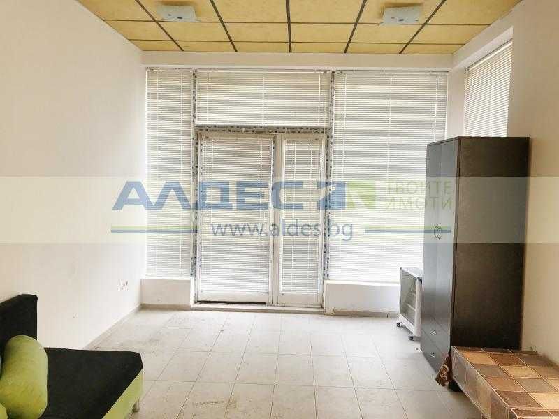 Дава се под наем Едностаен апартамент в София, Модерно предградие - 50 кв.м за 382.5 € - Снимка #4