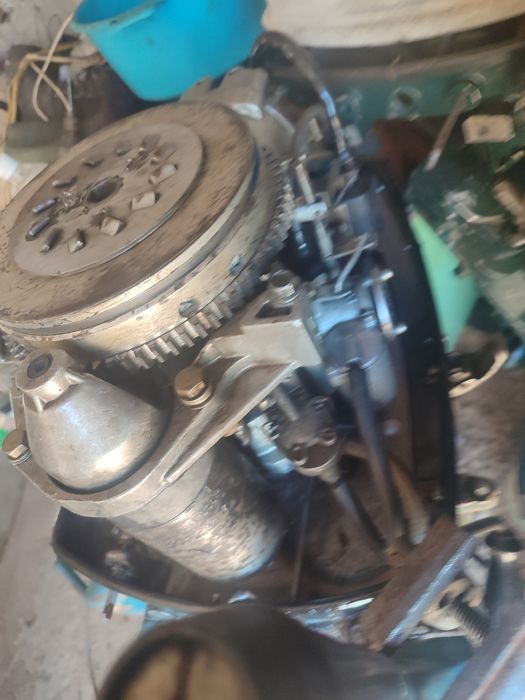 Лодочный мотор  вихрь