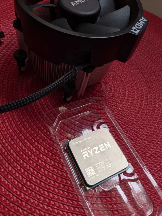 Procesor AMD Ryzen 5 1600 + Cooler