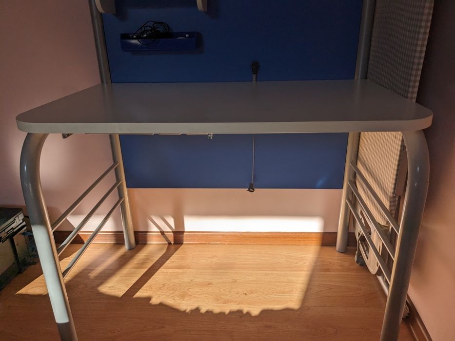 Парта çilek (чилек)