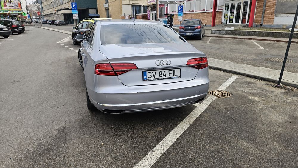 Vand Audi A8 2016