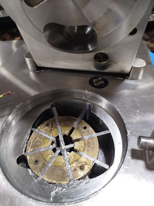 Колбасное оборудование шприц Rex 50 с перекрутчиком