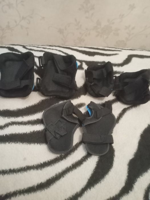 Продам детские защитные щитки
