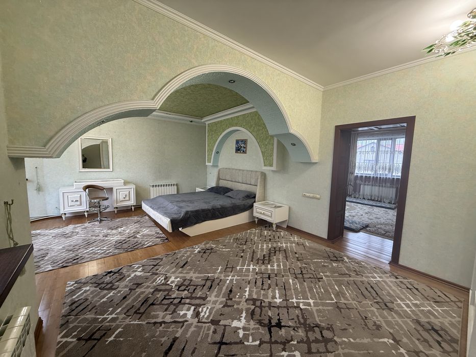 Сдам коттедж в центре города