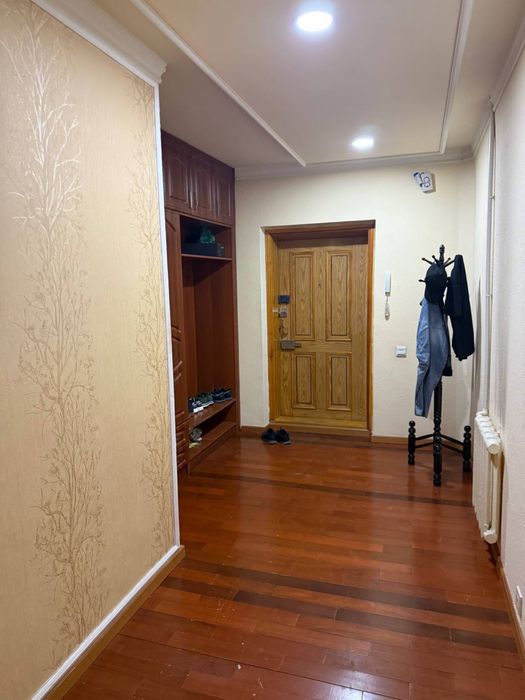 5-комнатная квартира Госпитальный рынок Мирабадский район