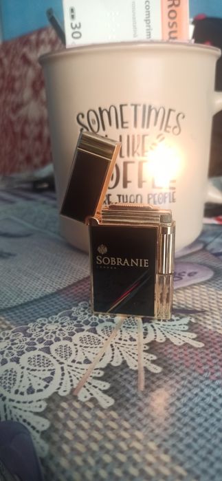 Brichete zippo si una sobranie