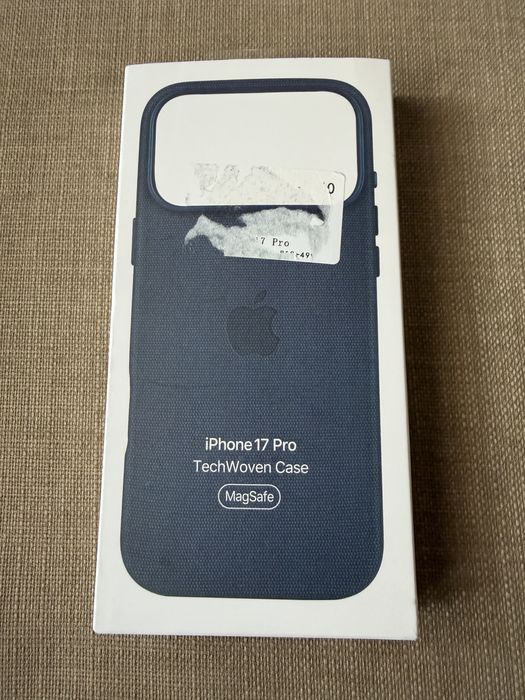 Husă TechWoven Iphone 17 Pro