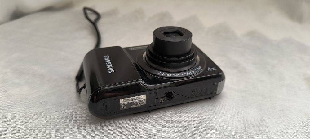 Цифров фотоапарат Samsung ES25