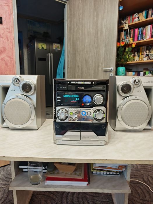 Sistem audio Hi-Fi  Philips FW-C700