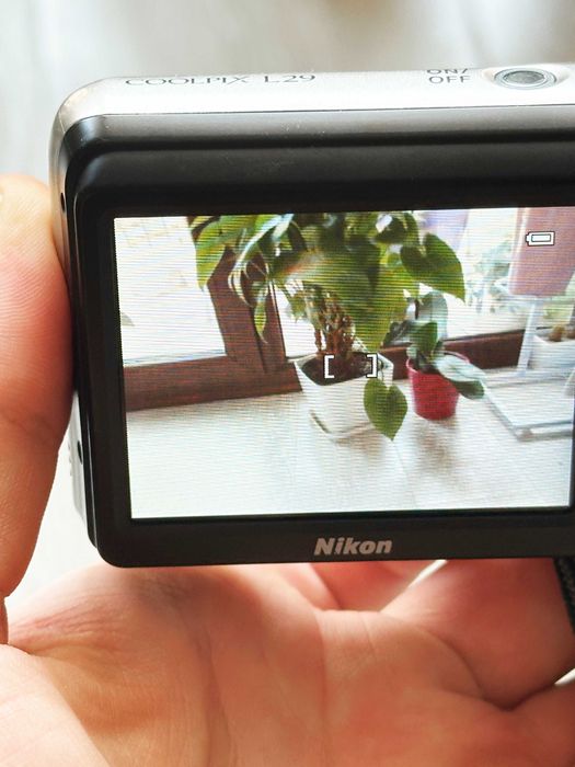 Цифров фотоапарат Nikon Coolpix L29 – Идеално състояние