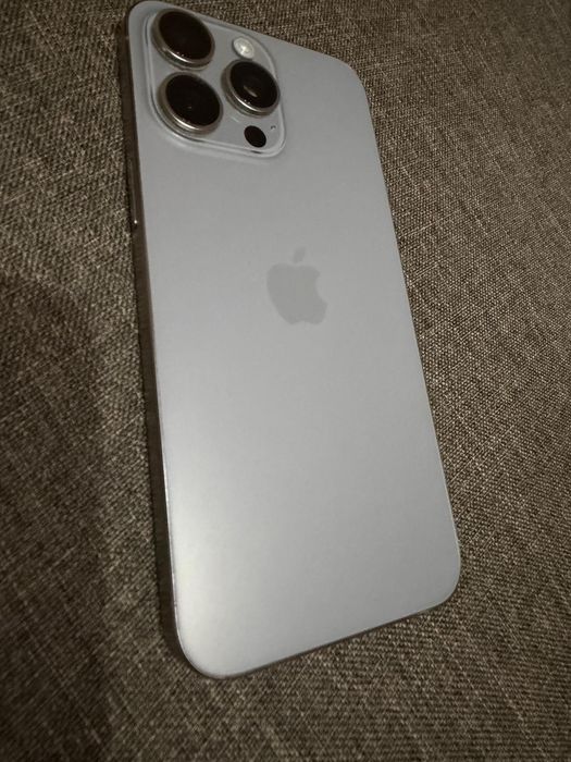 iPhone 15 pro max grey 9.99 din 10