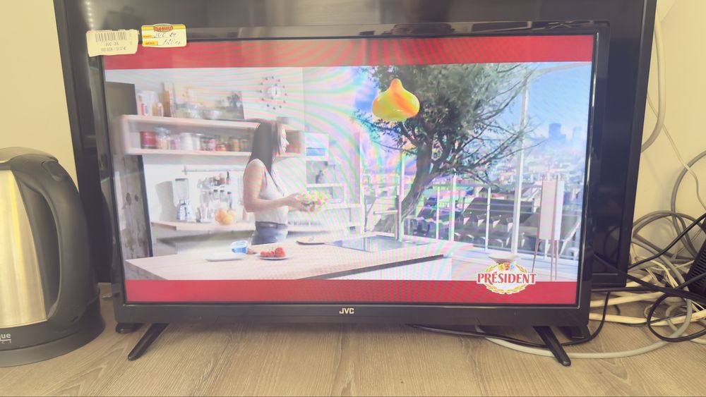 Телевизор JVC 24 инча