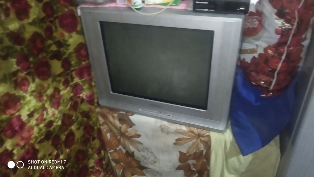 Продаётся 3 штук телевизор JVS SHARP SAMSUNG