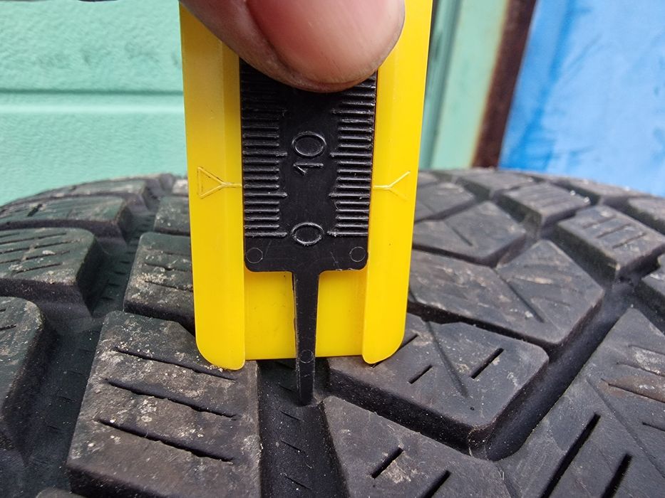 Anvelope 275/50R20 marca Pirelli, DOT 2024,6 mm