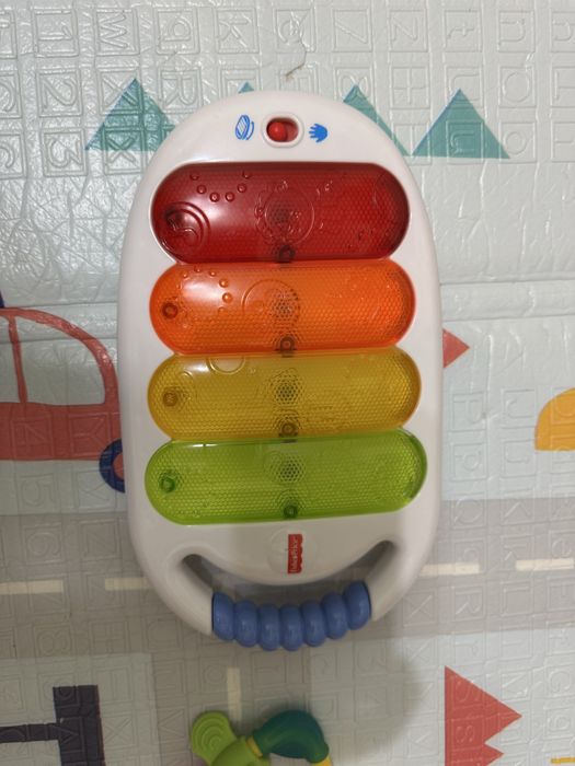Пиано Fisher Price