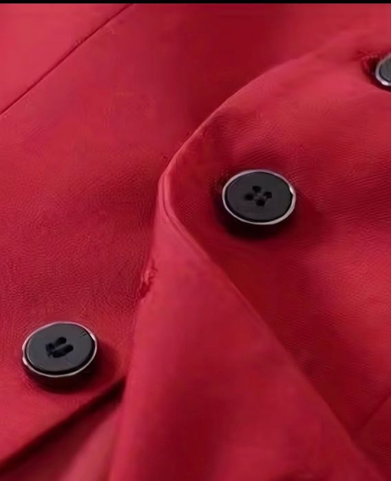 Vând vestă pentru școală