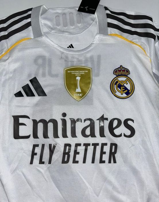 Tricou fotbal alb nr 7 cu Vinicius-Marime M-sezon 25/26