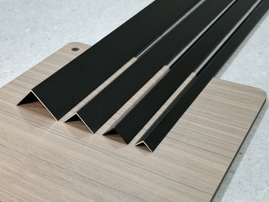 Алюминиевый чёрный уголки