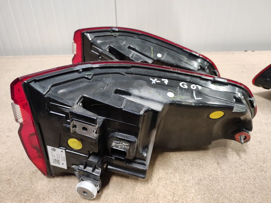 Външен Ляв стоп 2 броя за BMW X-7 G-07 / БМВ Х-7 Г-07