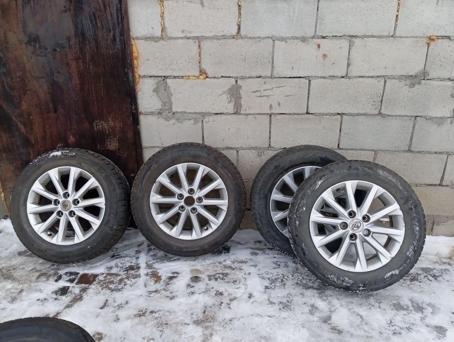 Продам диски с резиной