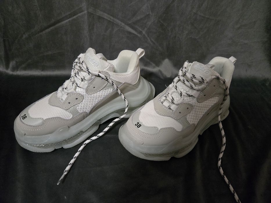 Бели маратонки - Баленсиага