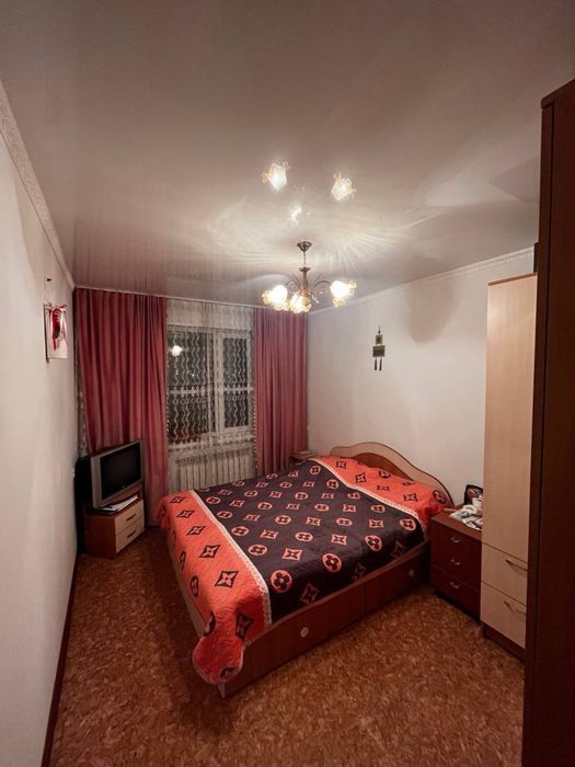 Продам 4 ком квартиру