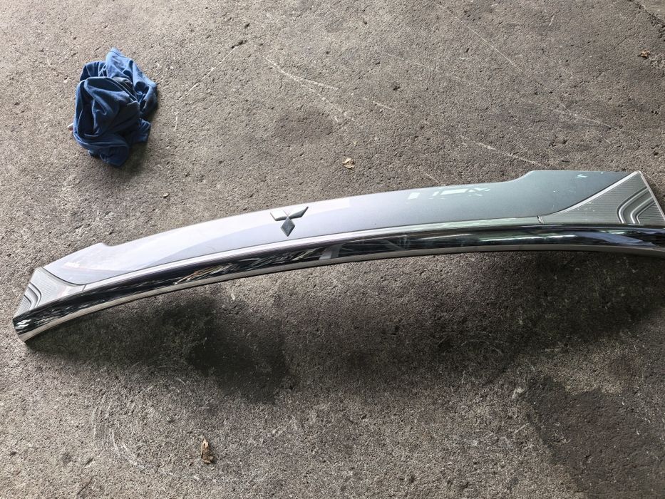 Стоп/Стопове/Лайстна за заден капак за, Mitsubishi Outlander II