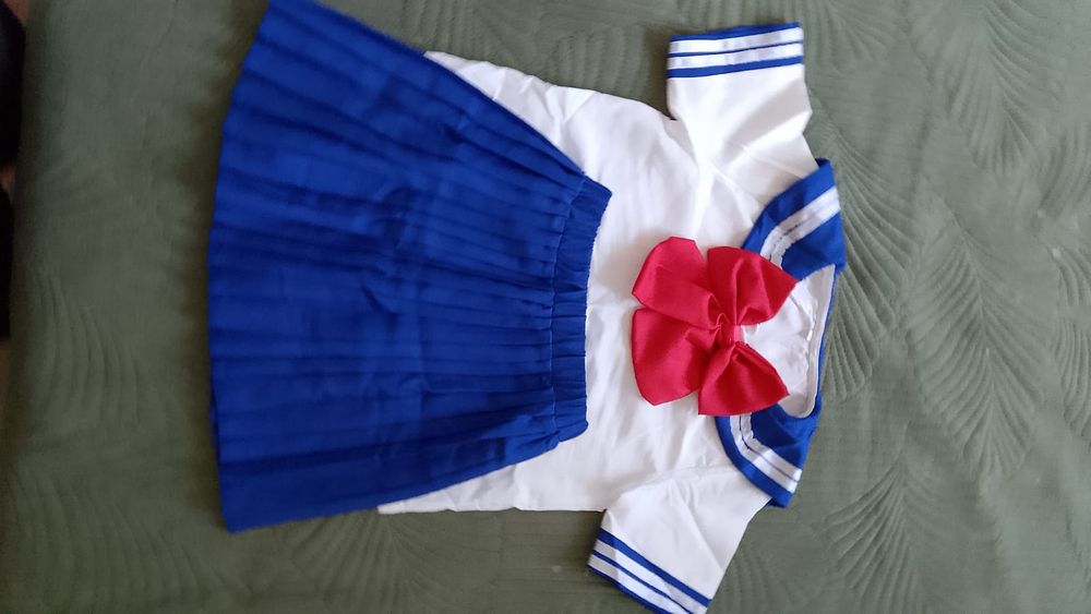 Продам детское платье для садика