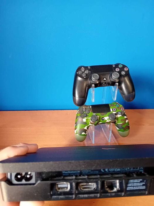 PS 4 плейстейшън 4